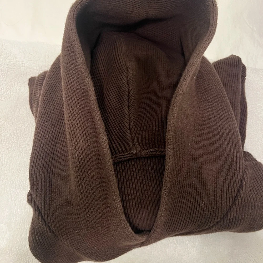 ALO Yoga Ribbed Scholar Hoodie for Women in Brown - Picture 7 of 7